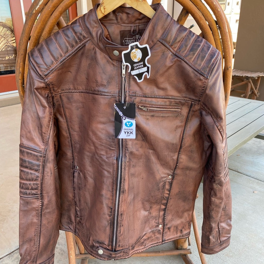 Men’s genuine leather jacket